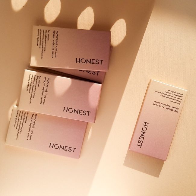 Молочний шоколад Honest, з фундуком та вафельною крихтою, 25 грам 1104 фото
